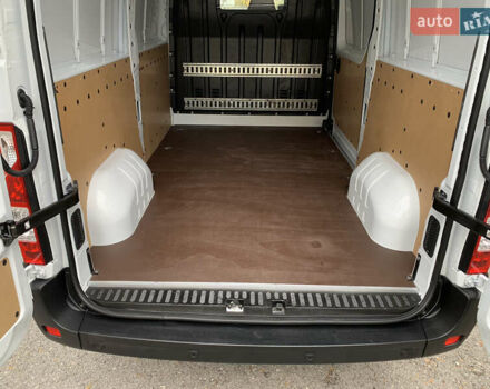 Рено Мастєр 2022 у Дубно на Automoto.ua Білий Рено Мастєр, об'ємом двигуна 2.3 л та пробігом 245 тис. км за 20000 $, фото 46 на Automoto.ua