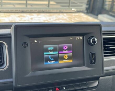 Белый Рено Мастер, объемом двигателя 2.2 л и пробегом 149 тыс. км за 23200 $, фото 19 на Automoto.ua