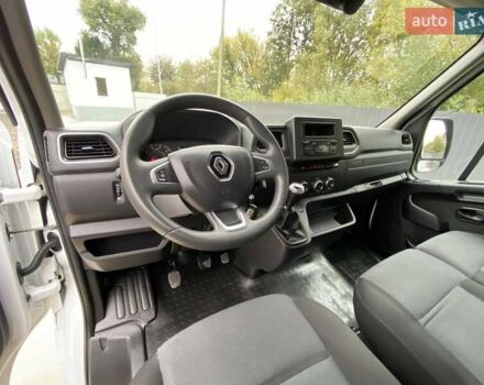 Белый Рено Мастер, объемом двигателя 2.3 л и пробегом 236 тыс. км за 20888 $, фото 47 на Automoto.ua
