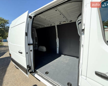 Белый Рено Мастер, объемом двигателя 2.3 л и пробегом 105 тыс. км за 25300 $, фото 60 на Automoto.ua