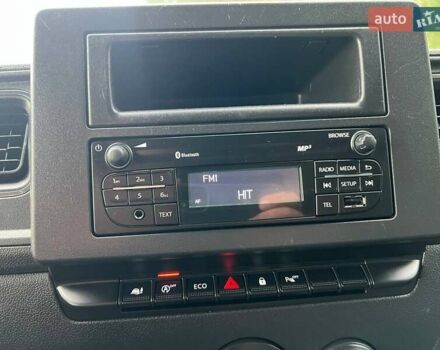 Белый Рено Мастер, объемом двигателя 2.3 л и пробегом 220 тыс. км за 21999 $, фото 25 на Automoto.ua