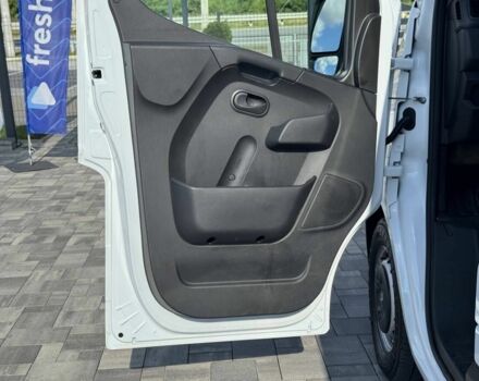 Белый Рено Мастер, объемом двигателя 2.2 л и пробегом 149 тыс. км за 23200 $, фото 12 на Automoto.ua