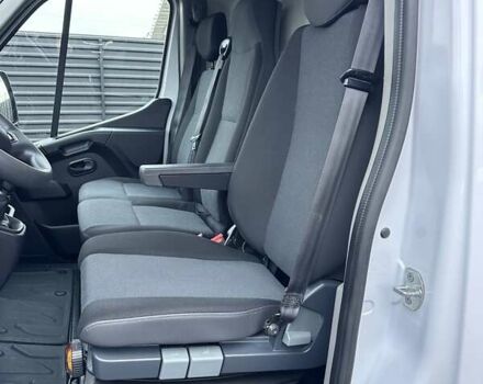 Білий Рено Мастєр, об'ємом двигуна 2.3 л та пробігом 235 тис. км за 21600 $, фото 48 на Automoto.ua