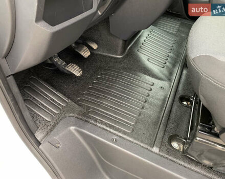 Рено Мастєр 2022 у Дубно на Automoto.ua Білий Рено Мастєр, об'ємом двигуна 2.3 л та пробігом 245 тис. км за 20000 $, фото 21 на Automoto.ua