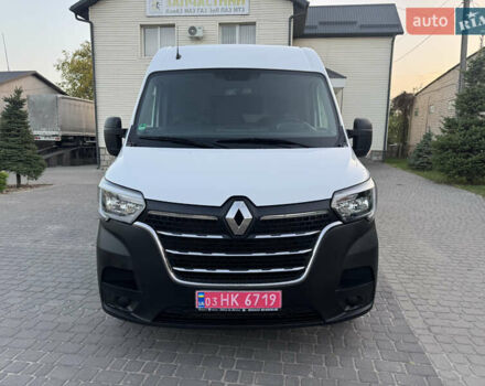Белый Рено Мастер, объемом двигателя 2.3 л и пробегом 218 тыс. км за 18900 $, фото 2 на Automoto.ua