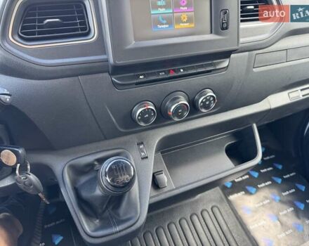 Белый Рено Мастер, объемом двигателя 2.3 л и пробегом 150 тыс. км за 24500 $, фото 18 на Automoto.ua