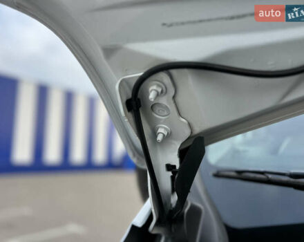 Рено Мастер 2022 в Дубно на Automoto.ua Белый Рено Мастер, объемом двигателя 2.3 л и пробегом 180 тыс. км за 22600 $, фото 150 на Automoto.ua