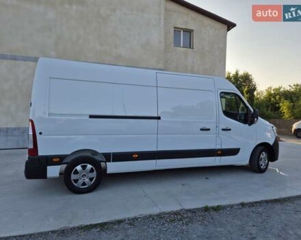 Белый Рено Мастер, объемом двигателя 2.3 л и пробегом 147 тыс. км за 21500 $, фото 2 на Automoto.ua