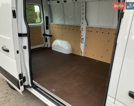 Рено Мастєр 2022 у Дубно на Automoto.ua Білий Рено Мастєр, об'ємом двигуна 2.3 л та пробігом 245 тис. км за 20000 $, фото 39 на Automoto.ua