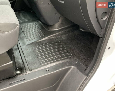 Рено Мастєр 2022 у Дубно на Automoto.ua Білий Рено Мастєр, об'ємом двигуна 2.3 л та пробігом 245 тис. км за 20000 $, фото 35 на Automoto.ua