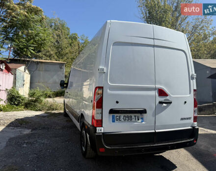 Белый Рено Мастер, объемом двигателя 2.3 л и пробегом 105 тыс. км за 25300 $, фото 79 на Automoto.ua