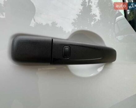 Белый Рено Мастер, объемом двигателя 2.3 л и пробегом 220 тыс. км за 21999 $, фото 41 на Automoto.ua