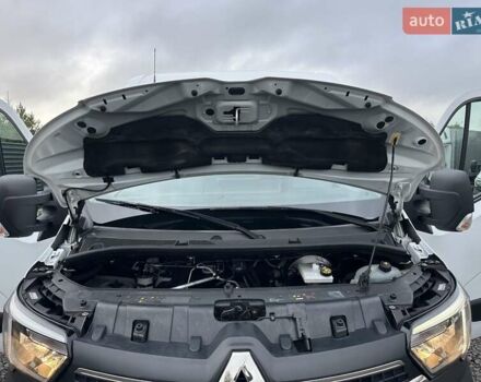 Білий Рено Мастєр, об'ємом двигуна 2.3 л та пробігом 235 тис. км за 21600 $, фото 32 на Automoto.ua