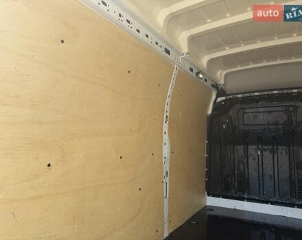 Белый Рено Мастер, объемом двигателя 2.3 л и пробегом 254 тыс. км за 23750 $, фото 15 на Automoto.ua
