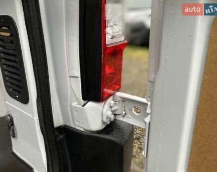 Белый Рено Мастер, объемом двигателя 2.3 л и пробегом 107 тыс. км за 21650 $, фото 47 на Automoto.ua