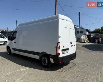 Белый Рено Мастер, объемом двигателя 2.3 л и пробегом 254 тыс. км за 23750 $, фото 3 на Automoto.ua