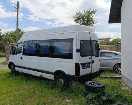 Белый Рено Мастер, объемом двигателя 2.8 л и пробегом 300 тыс. км за 2800 $, фото 2 на Automoto.ua