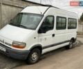 Белый Рено Мастер, объемом двигателя 2.5 л и пробегом 250 тыс. км за 4000 $, фото 1 на Automoto.ua