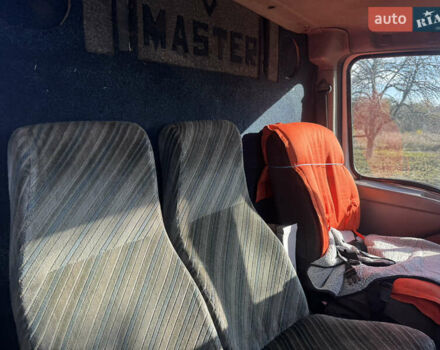 Белый Рено Мастер, объемом двигателя 2.8 л и пробегом 300 тыс. км за 5200 $, фото 6 на Automoto.ua