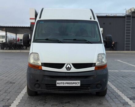 Белый Рено Мастер, объемом двигателя 2.5 л и пробегом 327 тыс. км за 6500 $, фото 1 на Automoto.ua