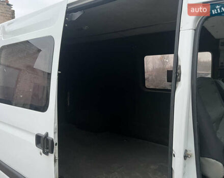 Білий Рено Мастєр, об'ємом двигуна 2.5 л та пробігом 378 тис. км за 6999 $, фото 14 на Automoto.ua