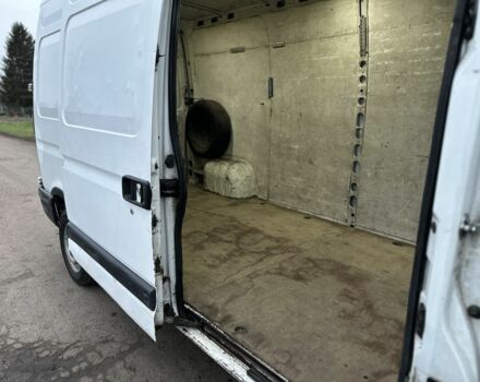 Білий Рено Мастєр, об'ємом двигуна 2.5 л та пробігом 370 тис. км за 4500 $, фото 12 на Automoto.ua