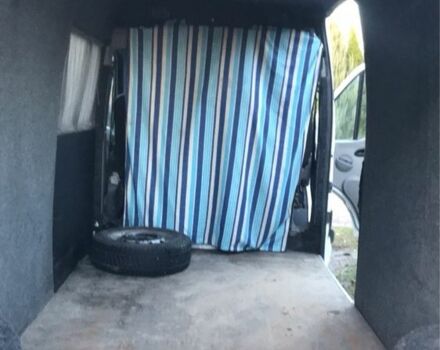 Білий Рено Мастєр, об'ємом двигуна 2.5 л та пробігом 720 тис. км за 7950 $, фото 2 на Automoto.ua