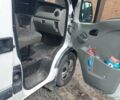 Белый Рено Мастер, объемом двигателя 2.5 л и пробегом 341 тыс. км за 10000 $, фото 9 на Automoto.ua