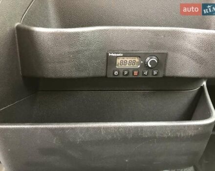 Белый Рено Мастер, объемом двигателя 2.3 л и пробегом 280 тыс. км за 16000 $, фото 35 на Automoto.ua