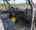 Белый Рено Мастер, объемом двигателя 2.3 л и пробегом 440 тыс. км за 16300 $, фото 8 на Automoto.ua