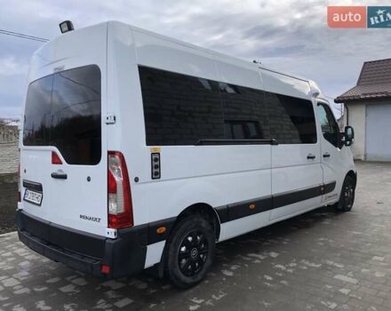 Белый Рено Мастер, объемом двигателя 2.3 л и пробегом 280 тыс. км за 16000 $, фото 3 на Automoto.ua