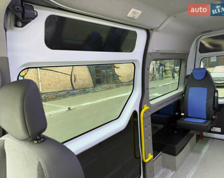 Белый Рено Мастер, объемом двигателя 2.3 л и пробегом 350 тыс. км за 15999 $, фото 40 на Automoto.ua