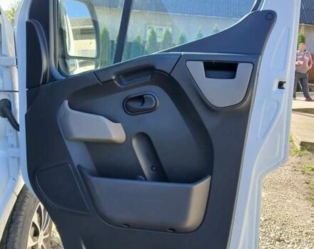 Белый Рено Мастер, объемом двигателя 2.3 л и пробегом 255 тыс. км за 15999 $, фото 10 на Automoto.ua