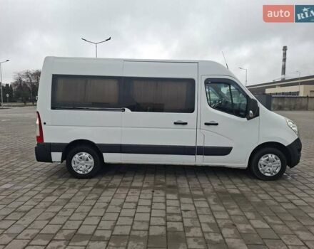 Белый Рено Мастер, объемом двигателя 2.3 л и пробегом 211 тыс. км за 19250 $, фото 5 на Automoto.ua