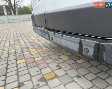 Белый Рено Мастер, объемом двигателя 2.3 л и пробегом 350 тыс. км за 15999 $, фото 52 на Automoto.ua