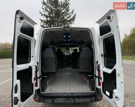 Белый Рено Мастер, объемом двигателя 2.3 л и пробегом 350 тыс. км за 15999 $, фото 51 на Automoto.ua