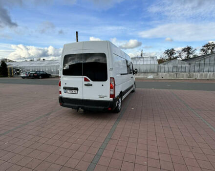 Белый Рено Мастер, объемом двигателя 2.3 л и пробегом 295 тыс. км за 16000 $, фото 5 на Automoto.ua