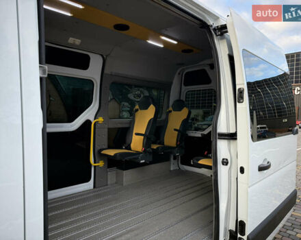 Белый Рено Мастер, объемом двигателя 2.3 л и пробегом 300 тыс. км за 16300 $, фото 57 на Automoto.ua