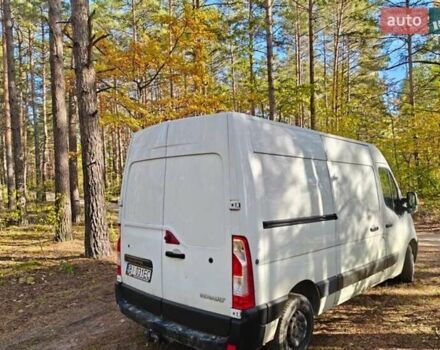 Белый Рено Мастер, объемом двигателя 2.3 л и пробегом 149 тыс. км за 12000 $, фото 2 на Automoto.ua