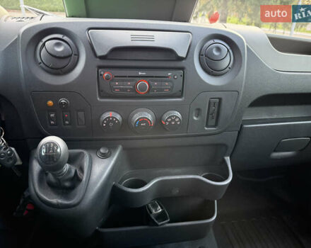 Белый Рено Мастер, объемом двигателя 2.3 л и пробегом 300 тыс. км за 16300 $, фото 41 на Automoto.ua