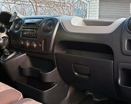 Белый Рено Мастер, объемом двигателя 2.3 л и пробегом 171 тыс. км за 19800 $, фото 37 на Automoto.ua