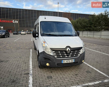 Белый Рено Мастер, объемом двигателя 2.3 л и пробегом 300 тыс. км за 16300 $, фото 2 на Automoto.ua