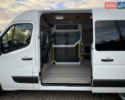 Белый Рено Мастер, объемом двигателя 2.3 л и пробегом 300 тыс. км за 16300 $, фото 56 на Automoto.ua