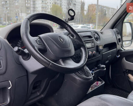 Белый Рено Мастер, объемом двигателя 2.3 л и пробегом 350 тыс. км за 15500 $, фото 7 на Automoto.ua