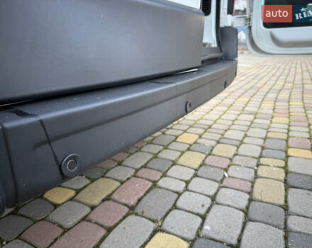 Белый Рено Мастер, объемом двигателя 2.3 л и пробегом 300 тыс. км за 16300 $, фото 65 на Automoto.ua