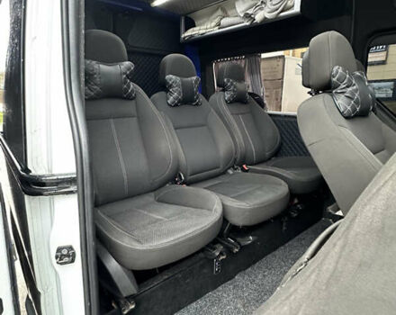 Білий Рено Мастєр, об'ємом двигуна 2.3 л та пробігом 450 тис. км за 17399 $, фото 11 на Automoto.ua