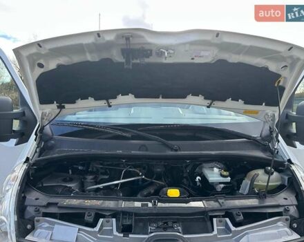 Білий Рено Мастєр, об'ємом двигуна 2.3 л та пробігом 225 тис. км за 18700 $, фото 36 на Automoto.ua