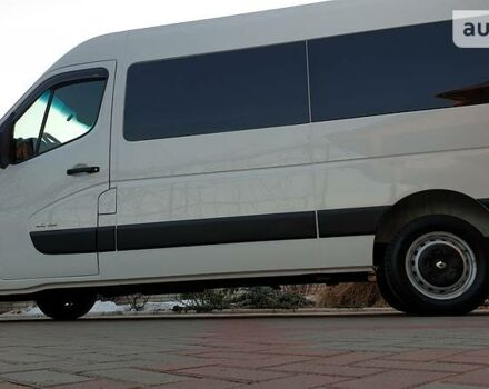 Белый Рено Мастер, объемом двигателя 2.3 л и пробегом 171 тыс. км за 19800 $, фото 4 на Automoto.ua