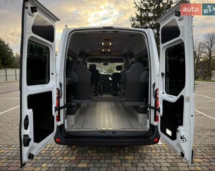 Белый Рено Мастер, объемом двигателя 2.3 л и пробегом 300 тыс. км за 16300 $, фото 61 на Automoto.ua