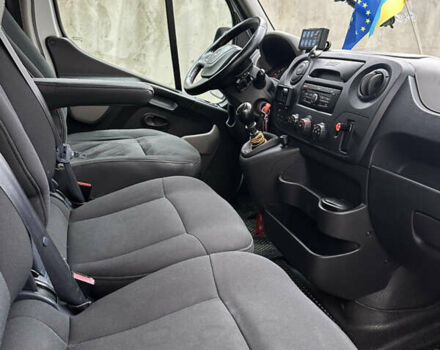 Білий Рено Мастєр, об'ємом двигуна 2.3 л та пробігом 450 тис. км за 17399 $, фото 23 на Automoto.ua